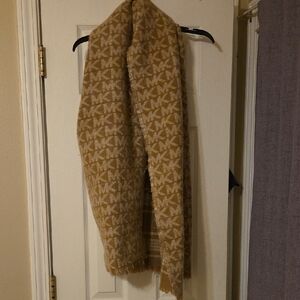 Michael Kors Gold and Cream Logo Scarf